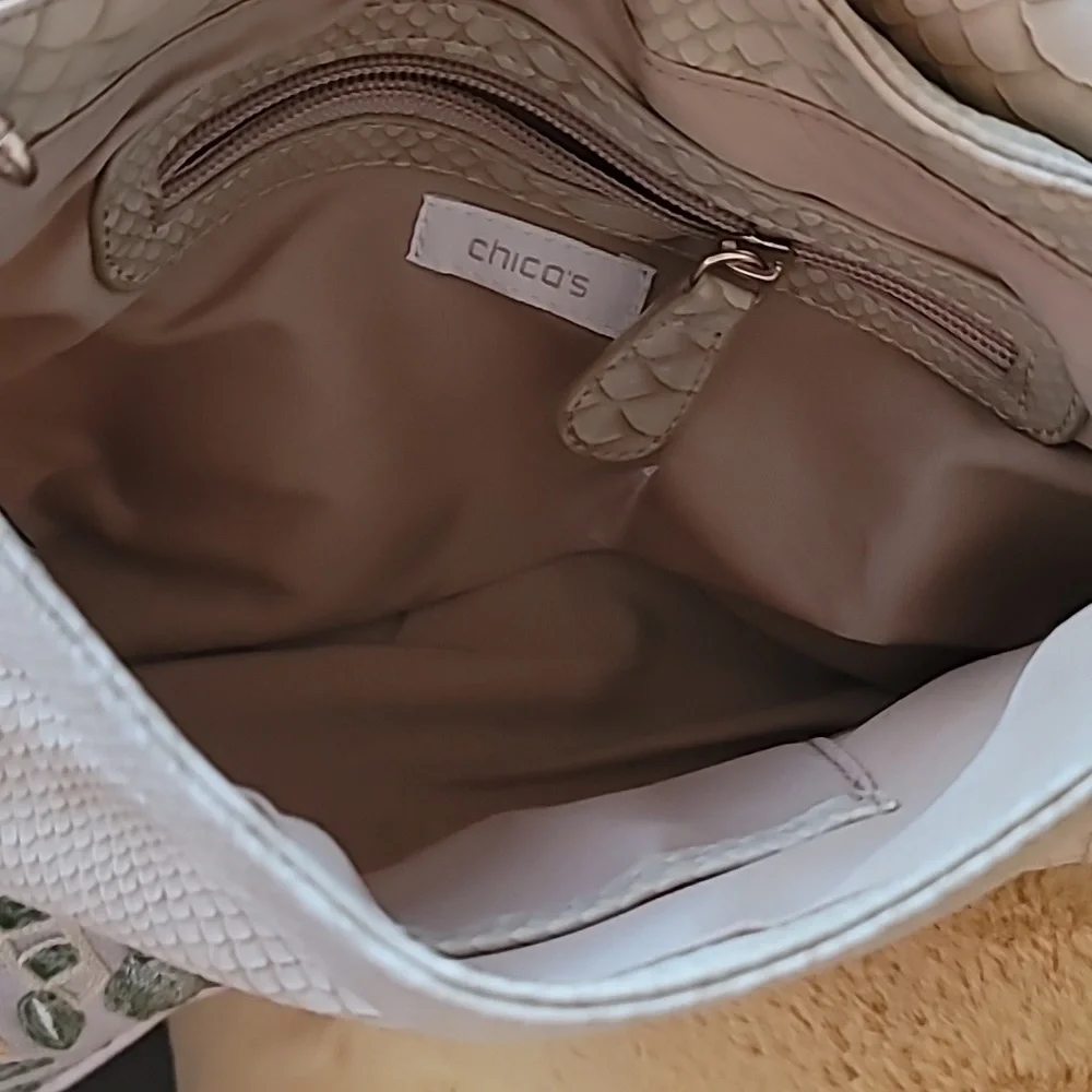 Chicos nwot width